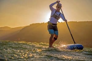 Stand Up Paddeling in der Sonne